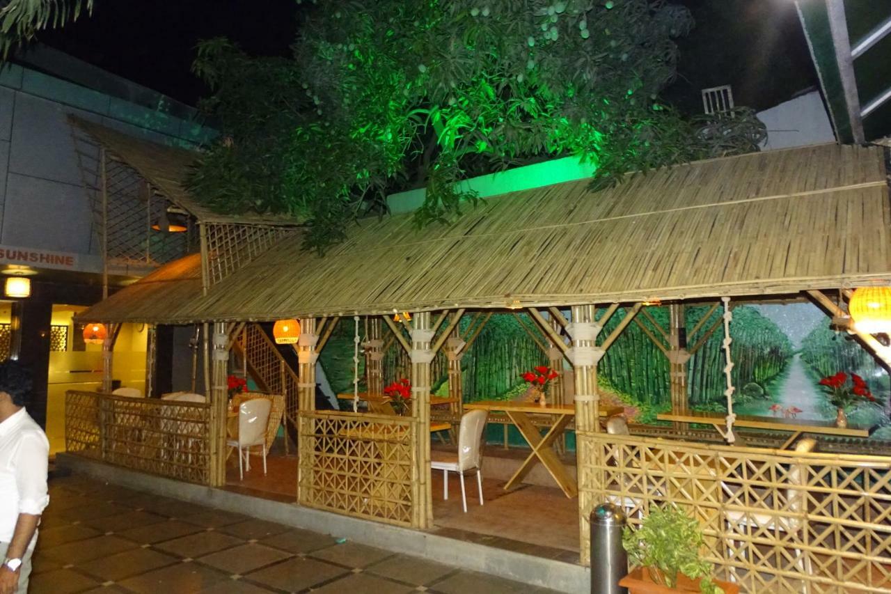 Sunshine Backpackers, Airport Hostel Mumbai Exterior photo